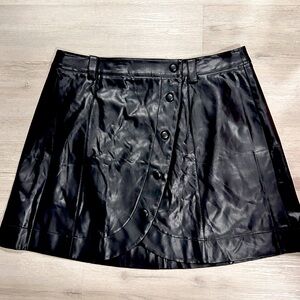 ELOQUII Faux Black Leather Wrap Around Skirt Side Snap Closure Size 14
